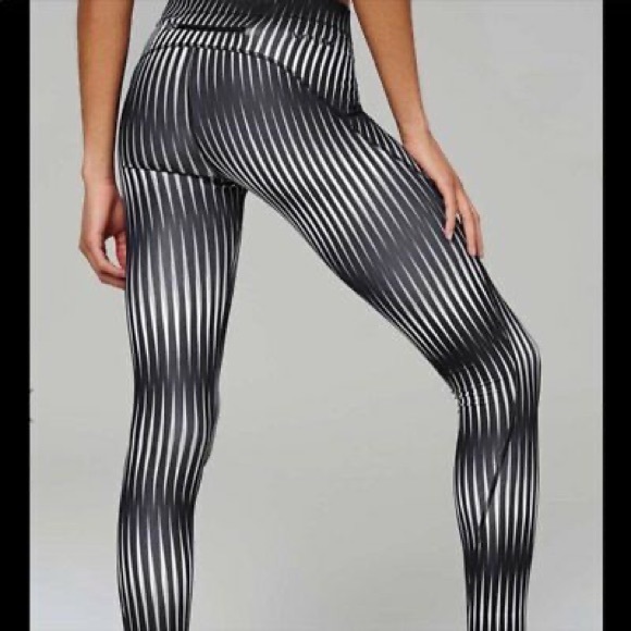 Ivy Park Kaleidoscope Leggings - Picture 2 of 8